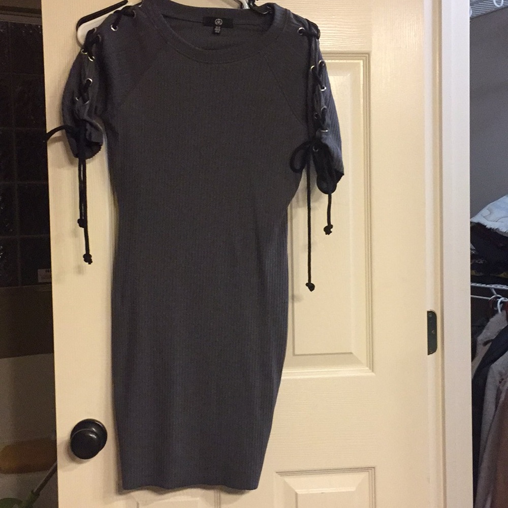 Missguided bodycon lace sleeve ripped knit dress